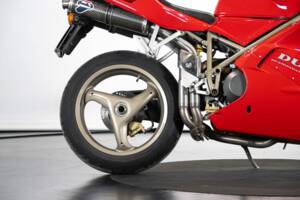 Imagen 31/50 de Ducati 748 S (1996)
