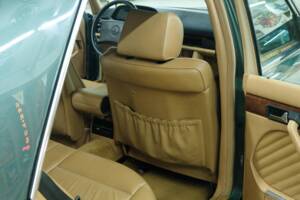Bild 28/50 von Mercedes-Benz 420 SEL (1990)