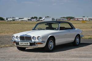 Bild 9/36 von Daimler Sovereign 4.2 (1976)