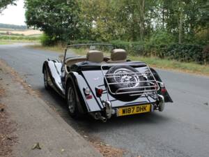 Image 4/20 of Morgan 4&#x2F;4 1800 (2000)
