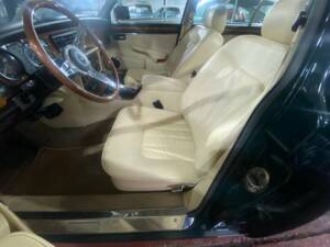 Bild 30/50 von Daimler Double Six (1992)