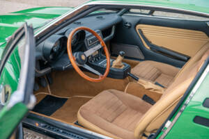Image 15/27 of Alfa Romeo Montreal (1972)