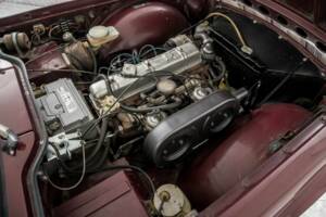Image 38/50 of Triumph TR 6 PI (1969)