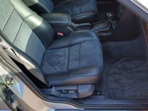 Image 8/8 of Volvo V70 R (1998)