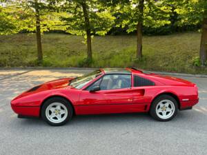 Bild 1/51 von Ferrari 208 GTS Turbo (1987)