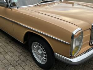 Imagen 77/81 de Mercedes-Benz 240 D 3,0 (1976)
