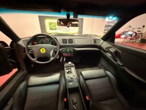 Bild 11/50 von Ferrari F 355 Berlinetta (1997)