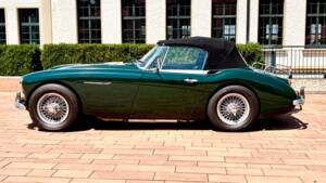 Image 2/20 de Austin-Healey 3000 Mk III (BJ8) (1966)