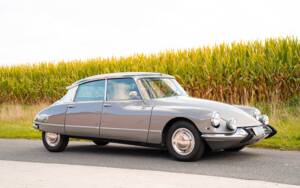 Bild 3/36 von Citroën DS 21 Pallas (1968)