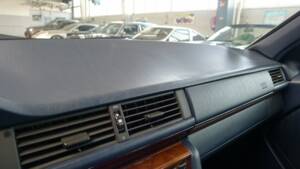 Afbeelding 4/40 van Mercedes-Benz E 420 (1993)