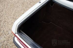 Image 42/50 of Mercedes-Benz 280 SL (1981)
