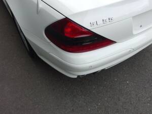 Image 31/97 de Mercedes-Benz SL 55 AMG (2003)