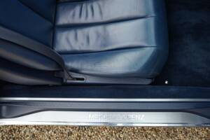 Image 48/50 de Mercedes-Benz 300 SL (1991)