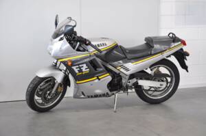 Bild 4/16 von Yamaha FZ 750 (1989)