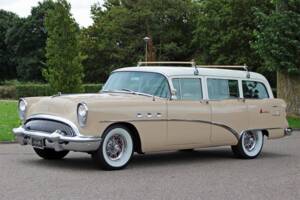 Image 2/29 of Buick 60 Century (1954)