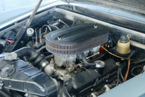 Bild 26/50 von Lancia Flaminia GT 2.5 3C Touring (1963)