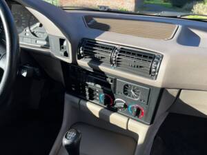 Imagen 33/100 de BMW 518i (1991)