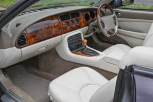 Afbeelding 46/50 van Jaguar XKR (1998)