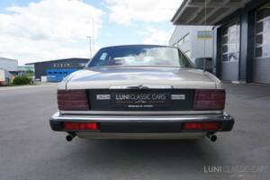 Image 8/61 de Jaguar Sovereign 3.6 (1987)
