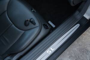 Image 82/86 de Mercedes-Benz SL 500 (2002)