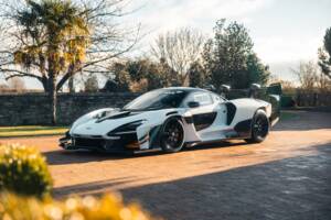 Image 5/24 of McLaren Senna GTR (2019)