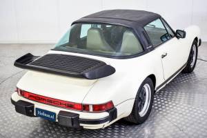Image 31/50 of Porsche 911 SC 3.0 (1982)