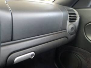 Image 9/41 of Porsche 911 Carrera 4S (2004)