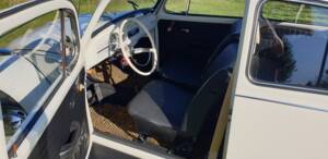 Image 7/10 of Volkswagen Beetle 1300 (1967)