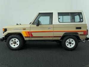 Afbeelding 6/8 van Toyota Land Cruiser BJ70 (1987)
