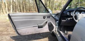 Image 63/116 of Porsche 911 Carrera (1997)