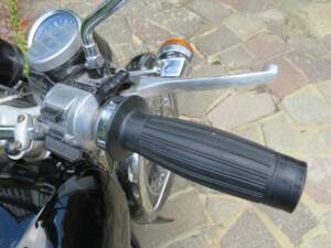 Image 13/47 of Norton Commando 850 Roadster (1974)