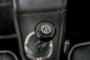 Immagine 26/50 di MG MGB GT (1972)
