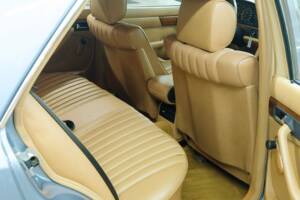 Bild 32/50 von Mercedes-Benz 420 SE (1988)