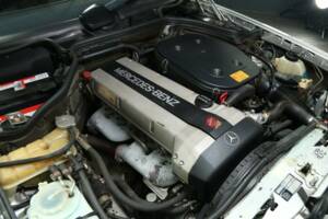 Bild 41/50 von Mercedes-Benz 300 E-24 (1992)