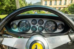 Afbeelding 27/53 van Ferrari 365 GTB/4 Spyder (1971)