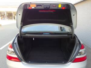 Image 69/98 of Mercedes-Benz S 500 L (2007)