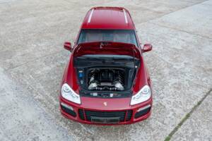 Image 38/45 of Porsche Cayenne Turbo (2009)