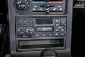 Bild 27/50 von Mazda MX-5 1.6 (1992)