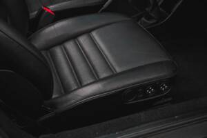 Image 44/50 de Porsche 911 Carrera 3.2 (1989)