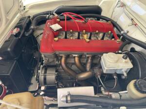 Image 44/99 of Alfa Romeo Giulia 1750 GT Am (1971)