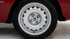 Image 11/15 of Alfa Romeo 2000 Spider Veloce (1981)
