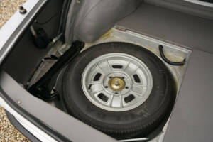 Image 12/50 of BMW 3.0 CSi (1974)