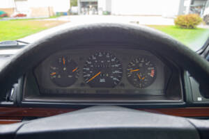 Afbeelding 18/30 van Mercedes-Benz 300 GE (SWB) (1991)