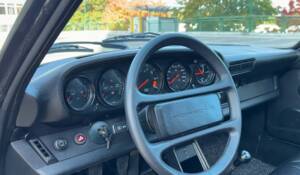 Bild 10/15 von Porsche 911 Carrera 3.2 (1985)