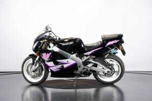 Image 1/45 of Suzuki RGV 250 Gamma (1992)