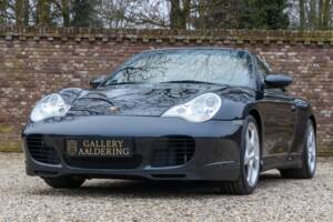 Bild 34/50 von Porsche 911 Carrera 4S (2003)