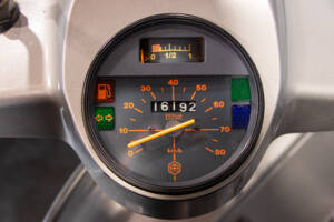 Image 16/50 of Piaggio DUMMY (1985)