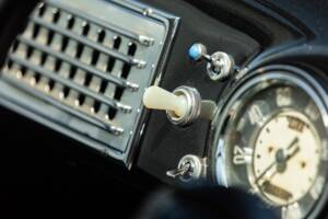 Image 43/50 of Lancia Augusta Ghia (1935)