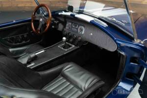Bild 6/19 von AC Cobra (1990)