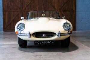 Obraz 3/29 pojazdu Jaguar E-Type 3.8 (1963)